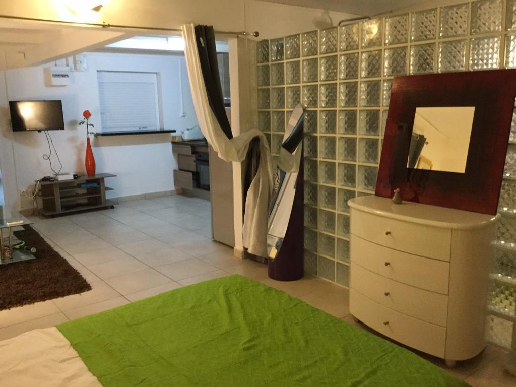 Le Gite Les Haut De La Marina Basse-Terre Exterior foto